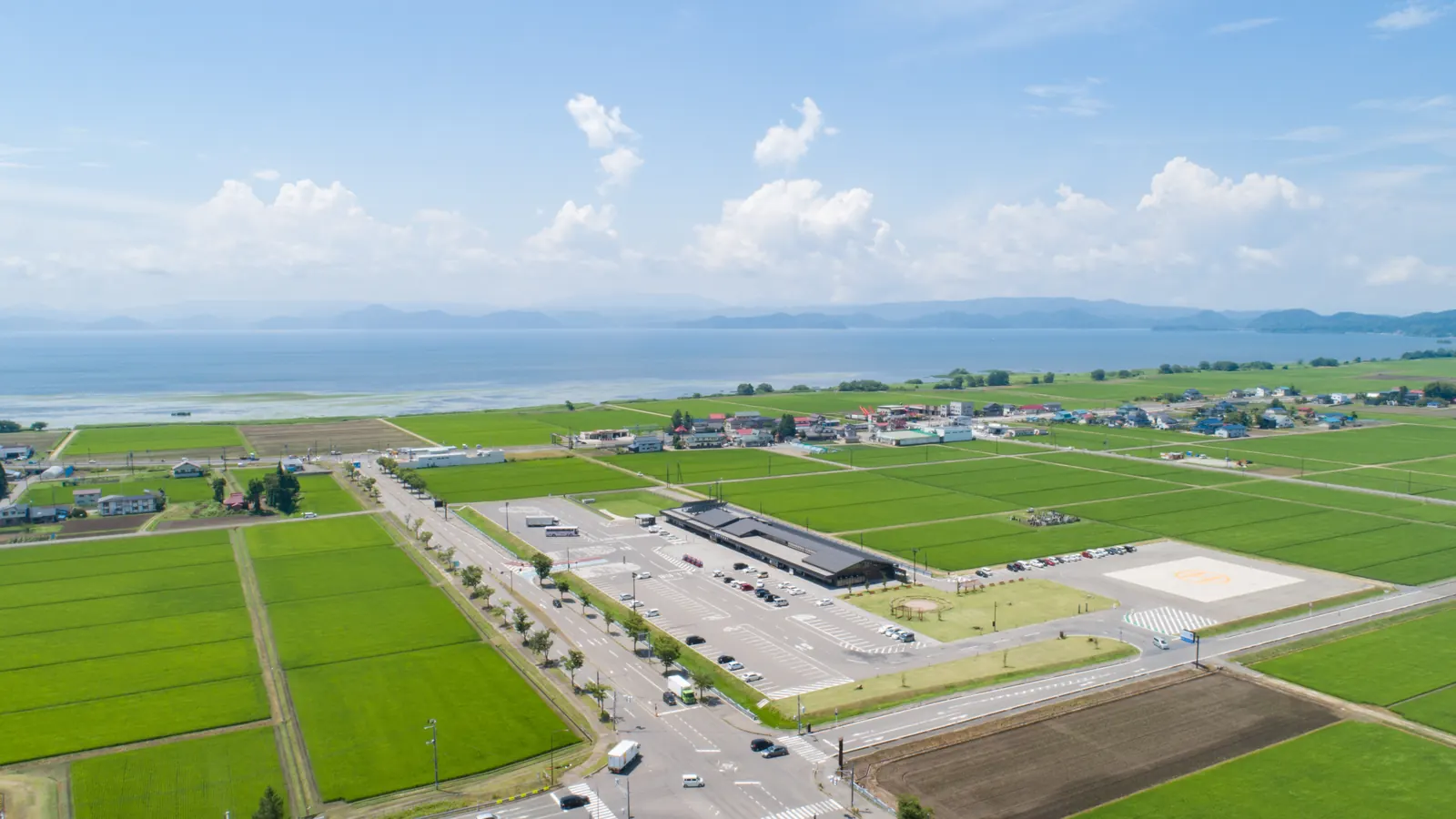 会津地方の田園と市街地